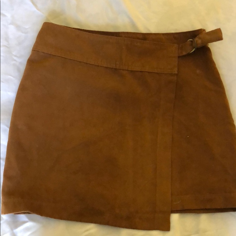 Brown skirt